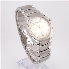 Accutron Bulova Gent's Watch 28B73 Two-Tone 37mm 100m Stainless Steel